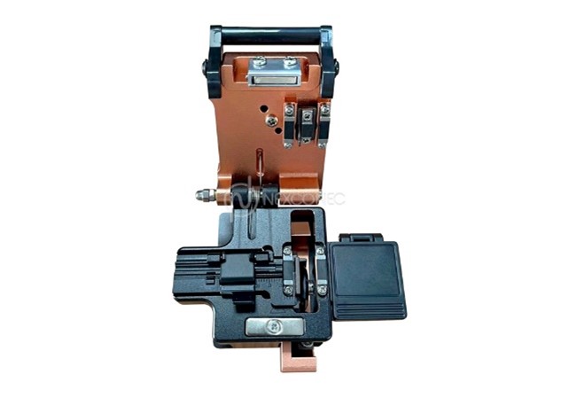 HIGH PERFORMANCE OPTICAL FIBER CLEAVER - CLEAV01 