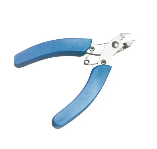 Flat blade nippers for CCS jacks