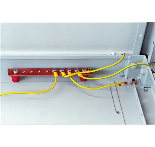 Coper bar for grounding, No. 10 M6 holes, width 240 mm, with insulators.